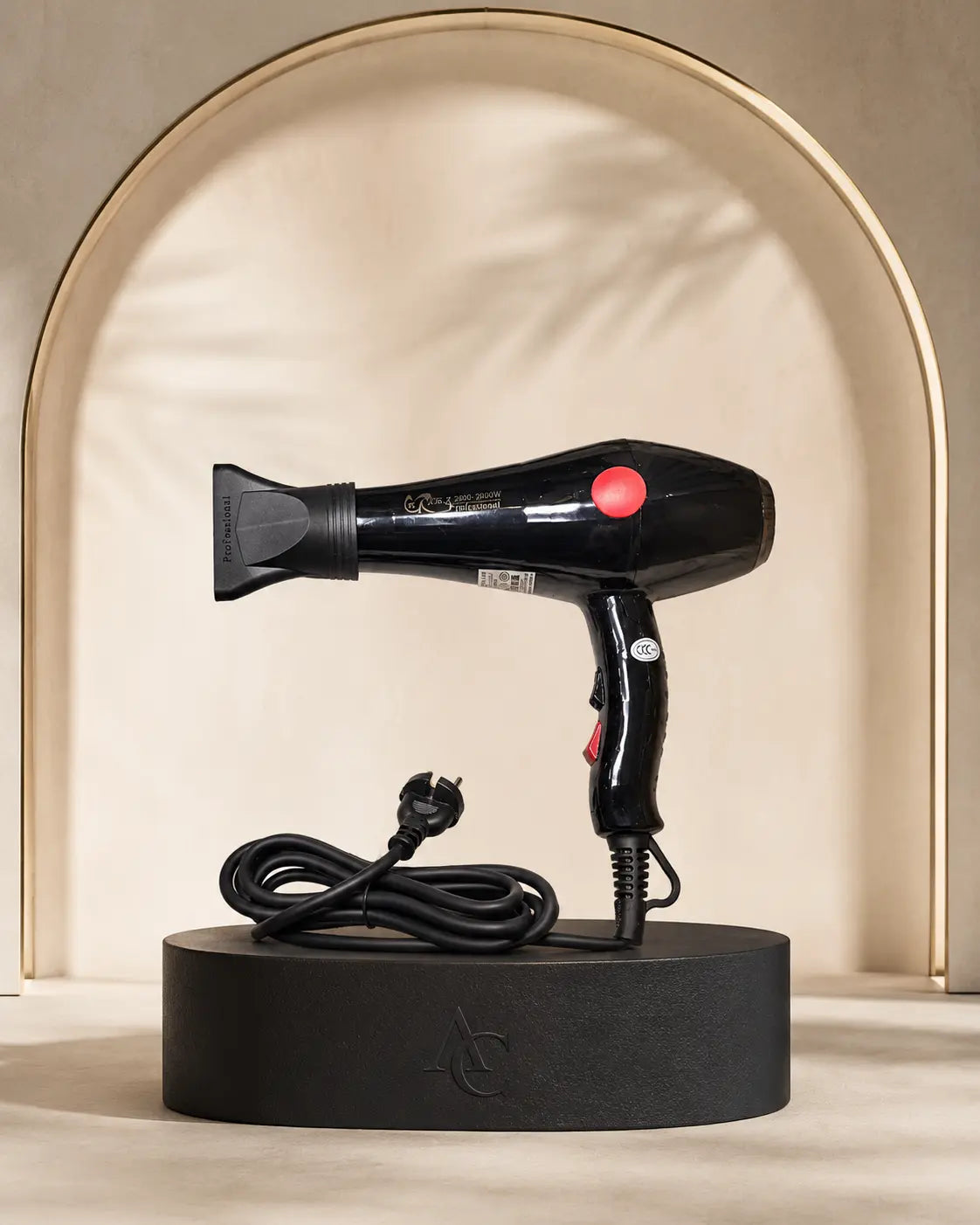 Sèche-Cheveux Compact AC — mise en scène studio AC