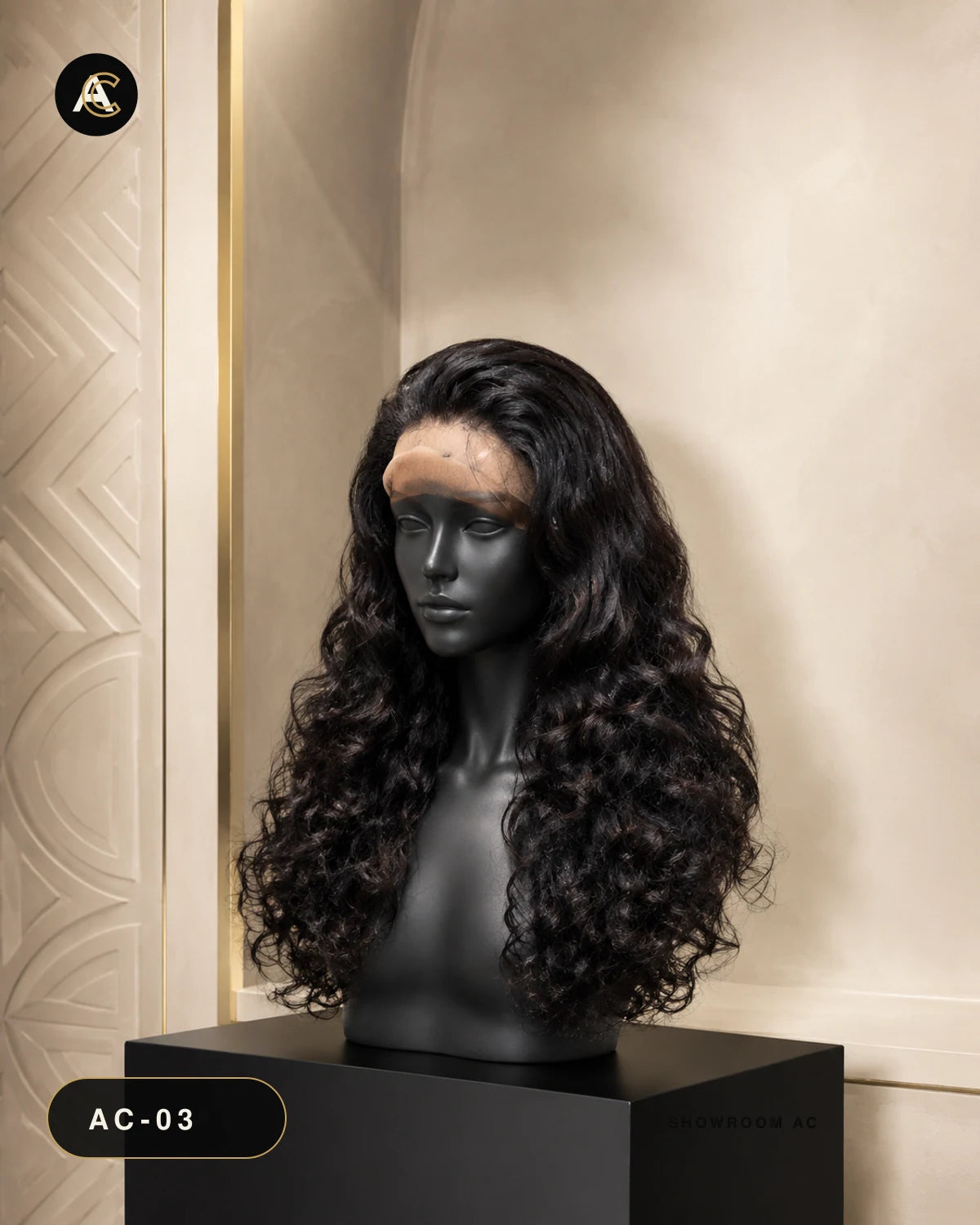 Vietnam Ombré 5x5 — 28" — présentation showroom AC sur mannequin noir
