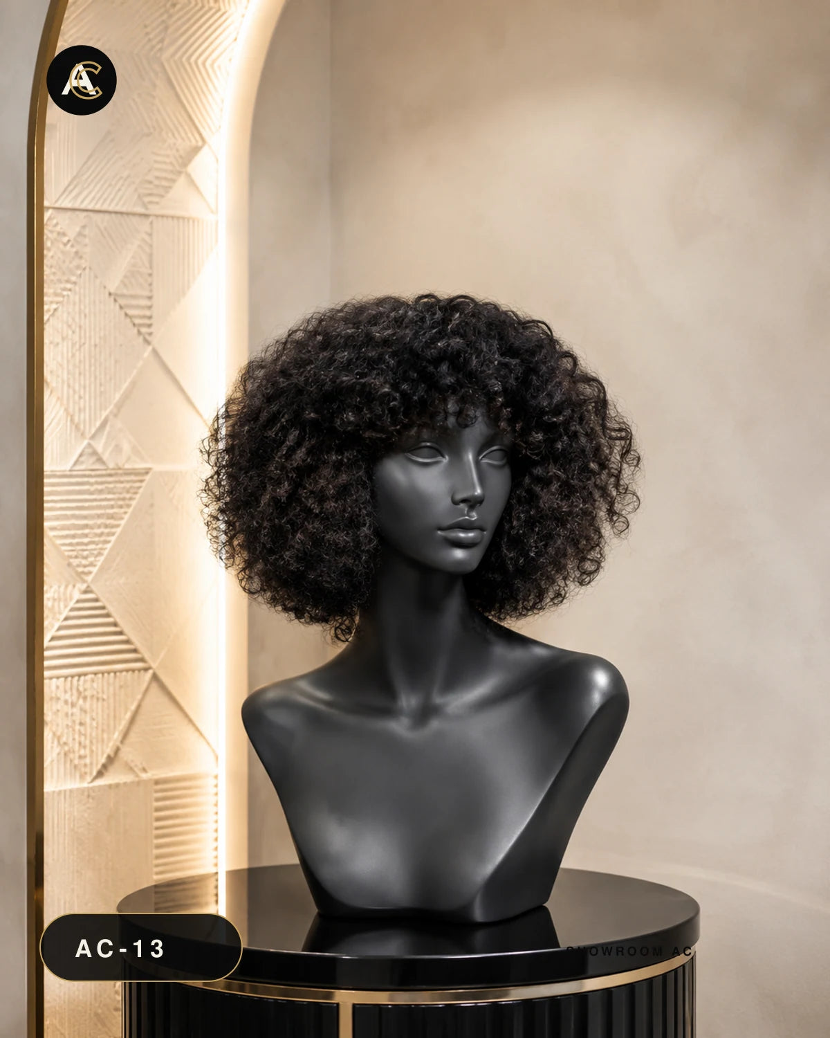 Danor Mirail — 10" — présentation showroom AC sur mannequin noir