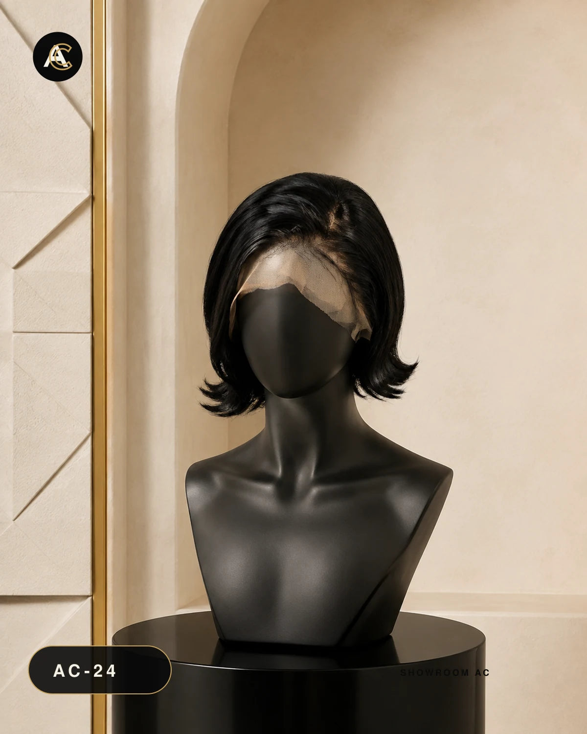 Petite Tête Red — présentation showroom AC sur mannequin noir